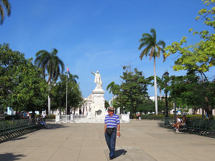 Marti Square