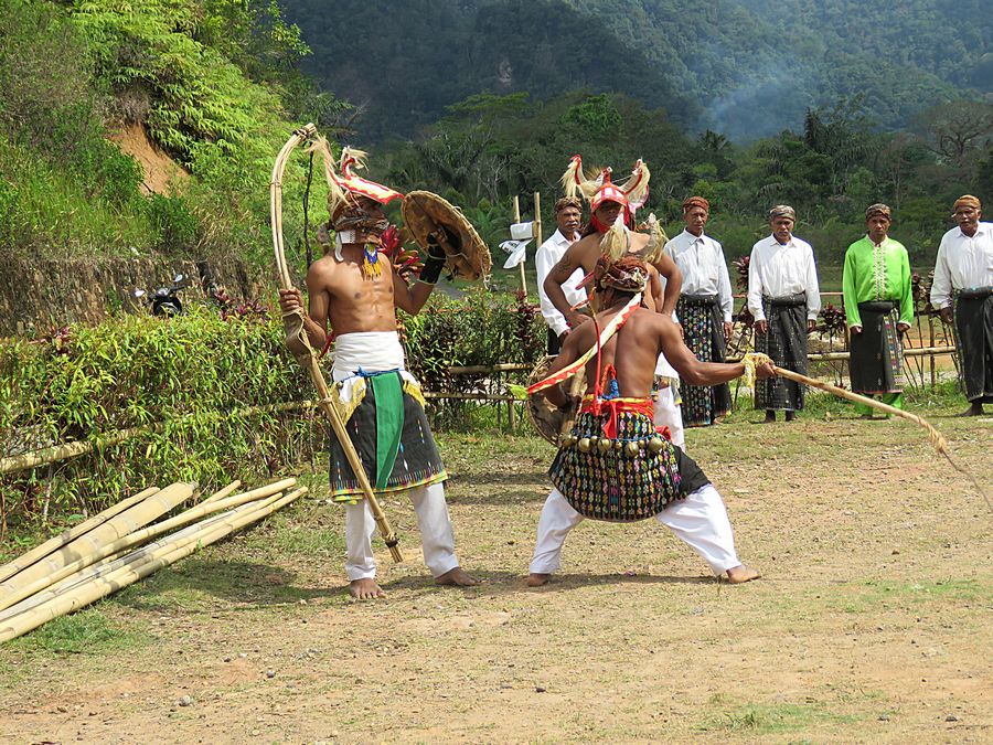 caci dancing
