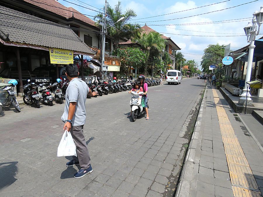 Ubud traffic
