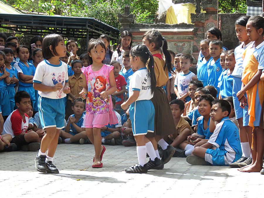 kids performing a dance