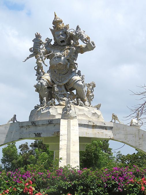 Statue at Uluwatu