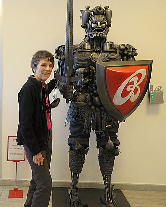 Pat and statue
