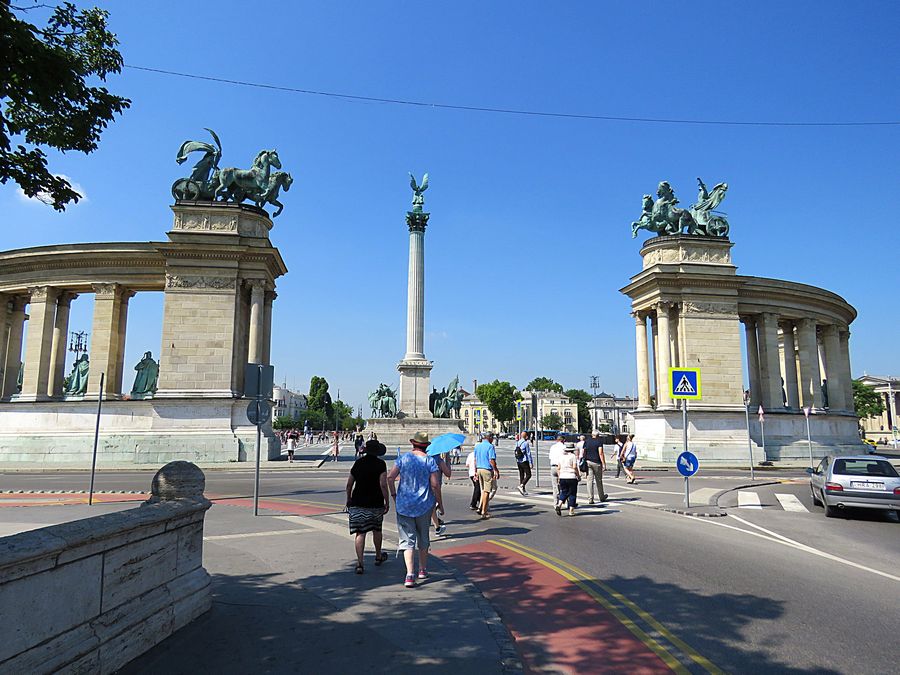 Heroes Square