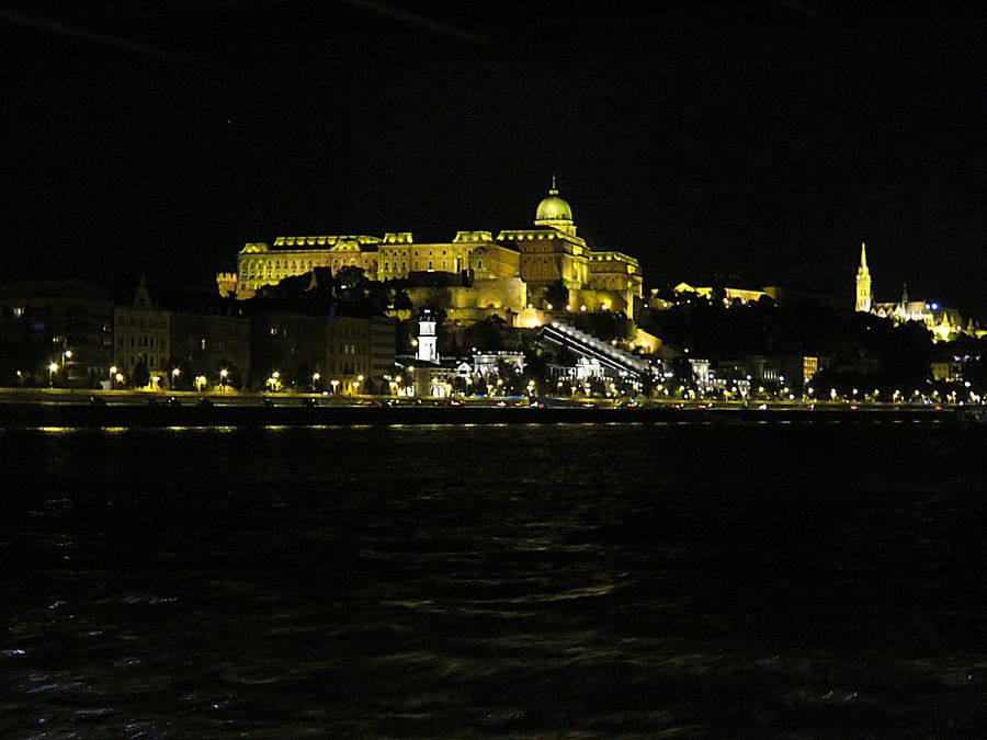 Buda Castle at night