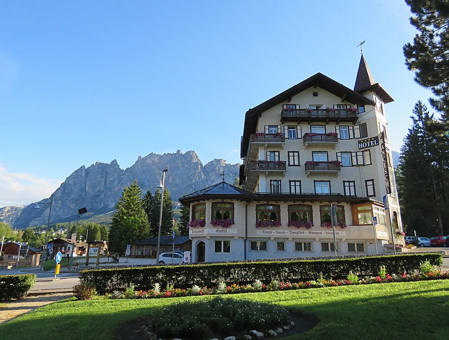 Cortina