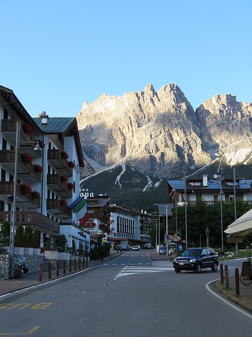 Cortina