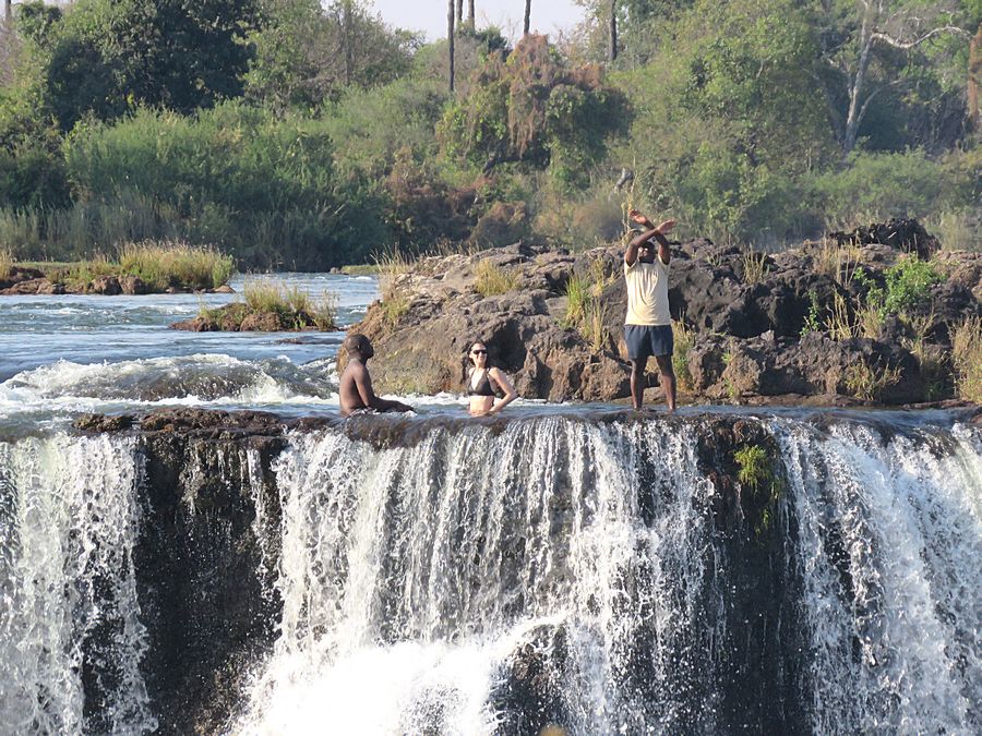 Falls